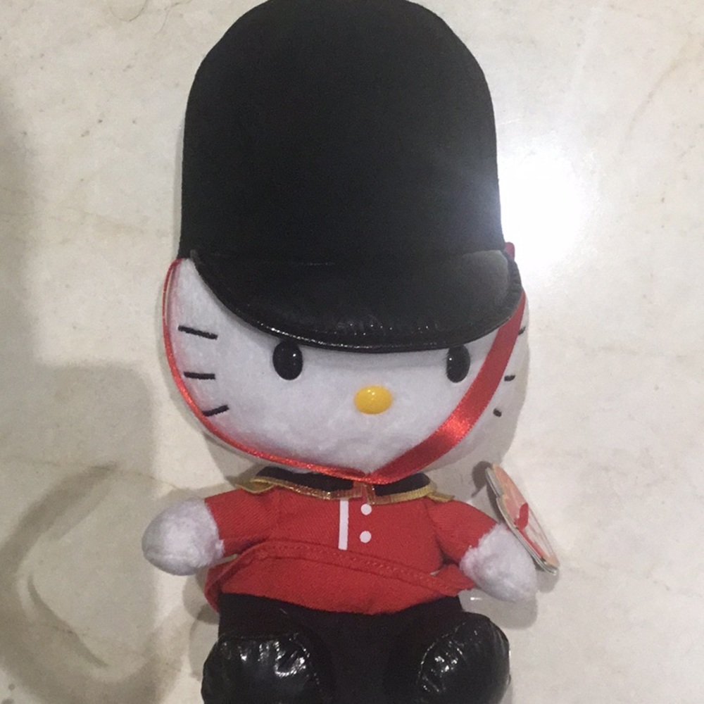 🧓🏼MT BNWT TY Beanie Baby British Bobby